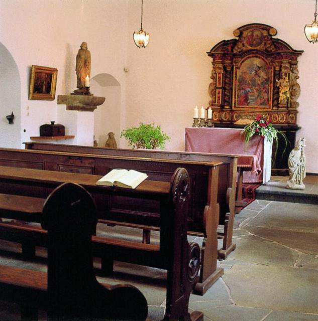 אטנדורן Hotel Und Restaurant Burg Schnellenberg מראה חיצוני תמונה